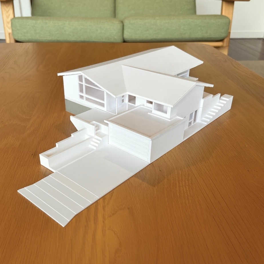 Mid-Century Home — 1:64 Scale Model - Preview