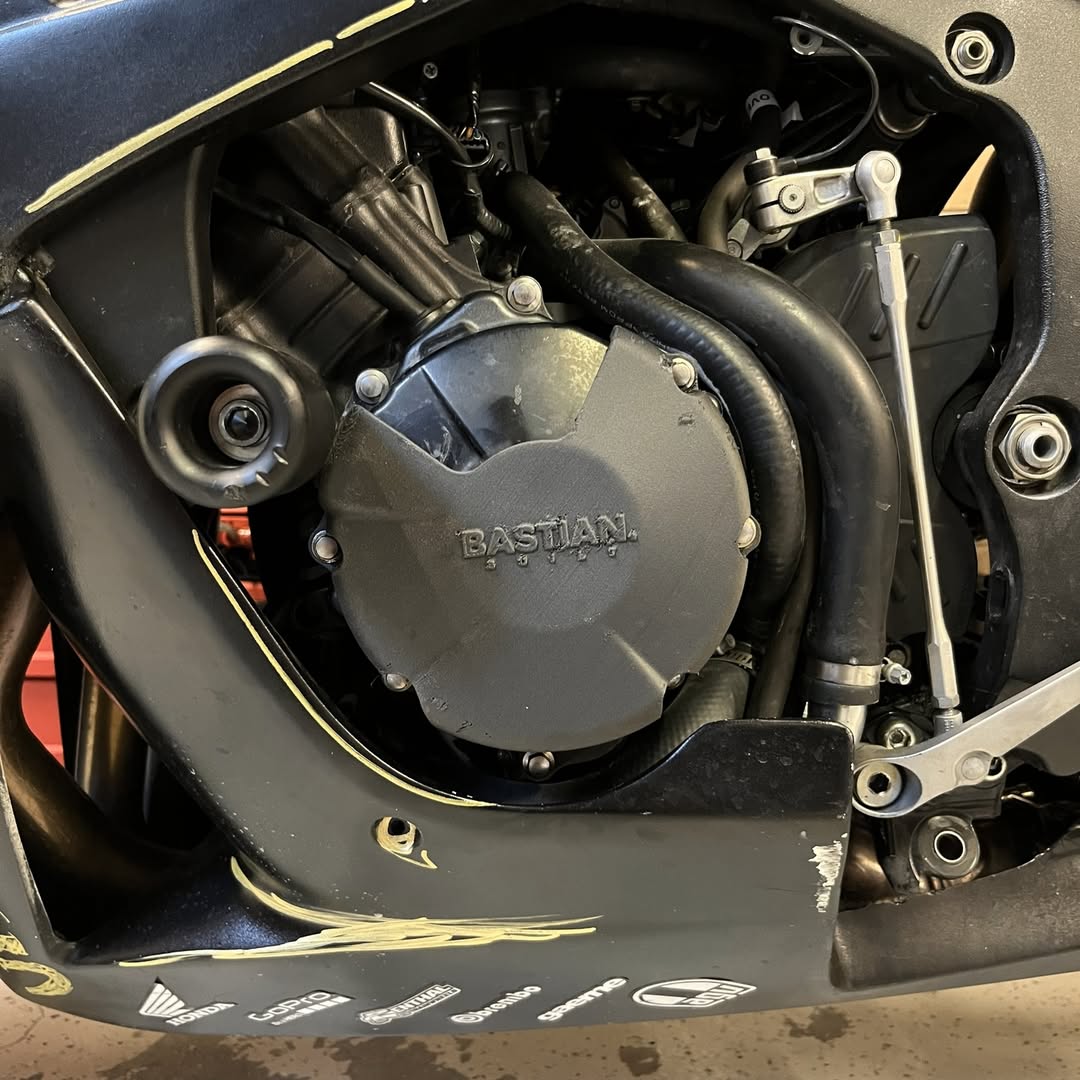 CBR600RR Engine Case Cover - Media 2